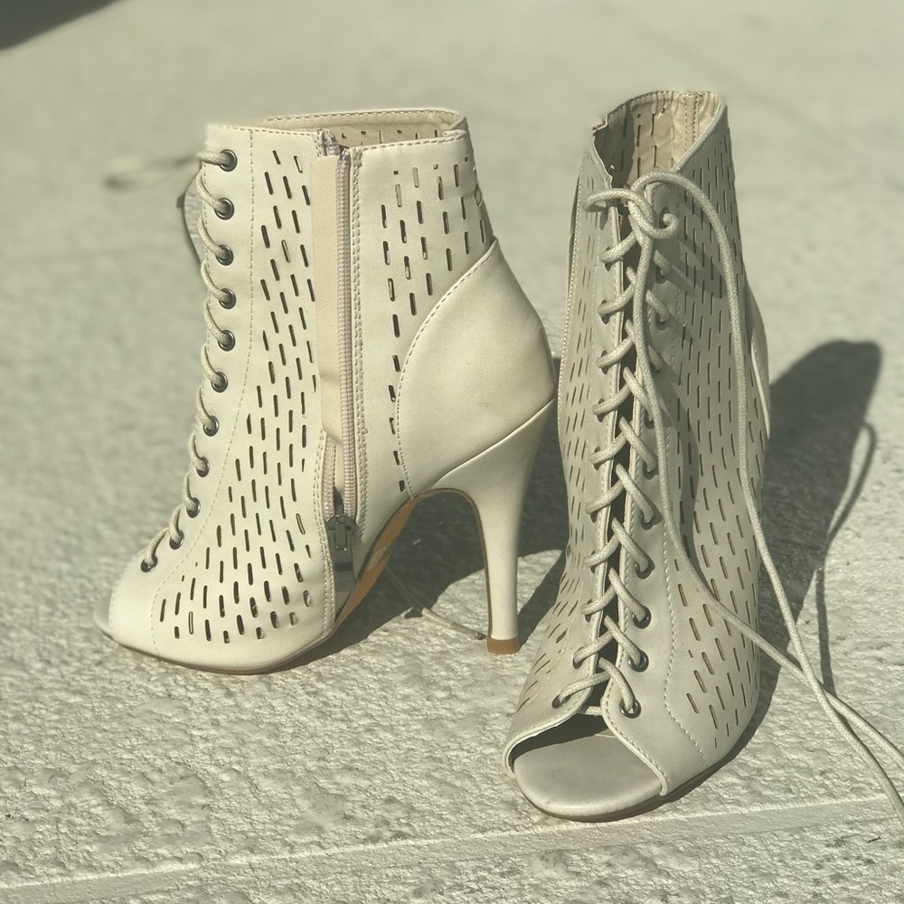 Lace up heels, never worn